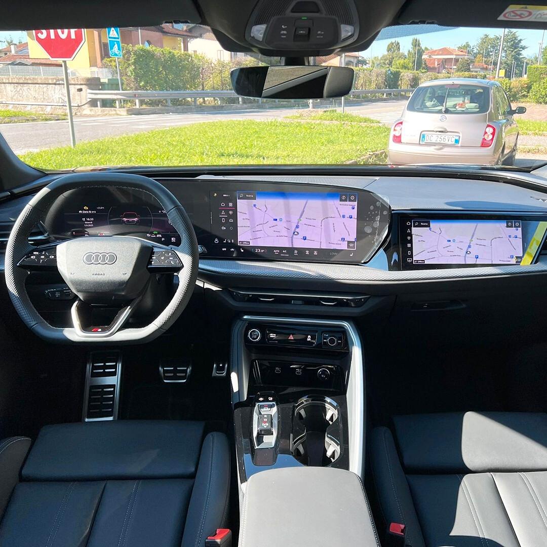 Audi Q5 SPB TDi tetto/cerchi21/ doppio display