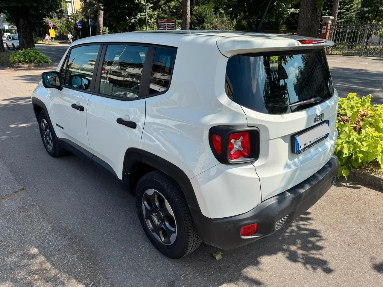 Jeep Renegade 1.6 Mjt Sport NEOPATEN GARANZIA 12 MESI