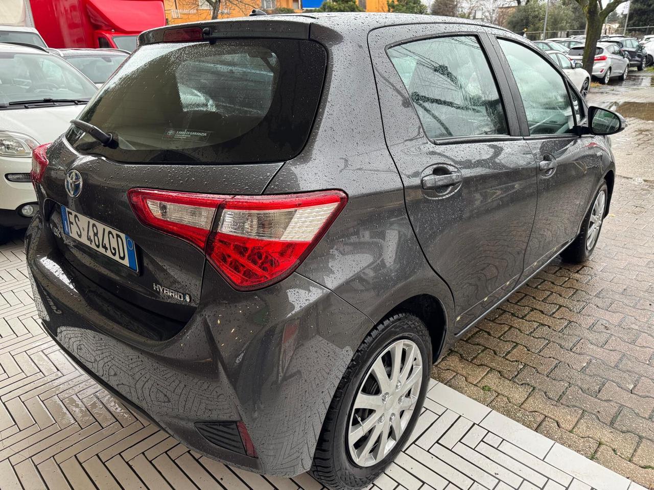 Toyota Yaris 1.5 Hybrid 5 porte Active