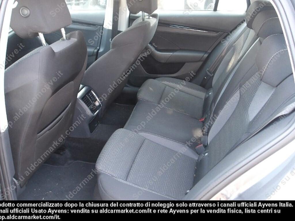 Skoda Octavia 2.0 TDI EVO SCR 150 CV DSG Wagon Executive