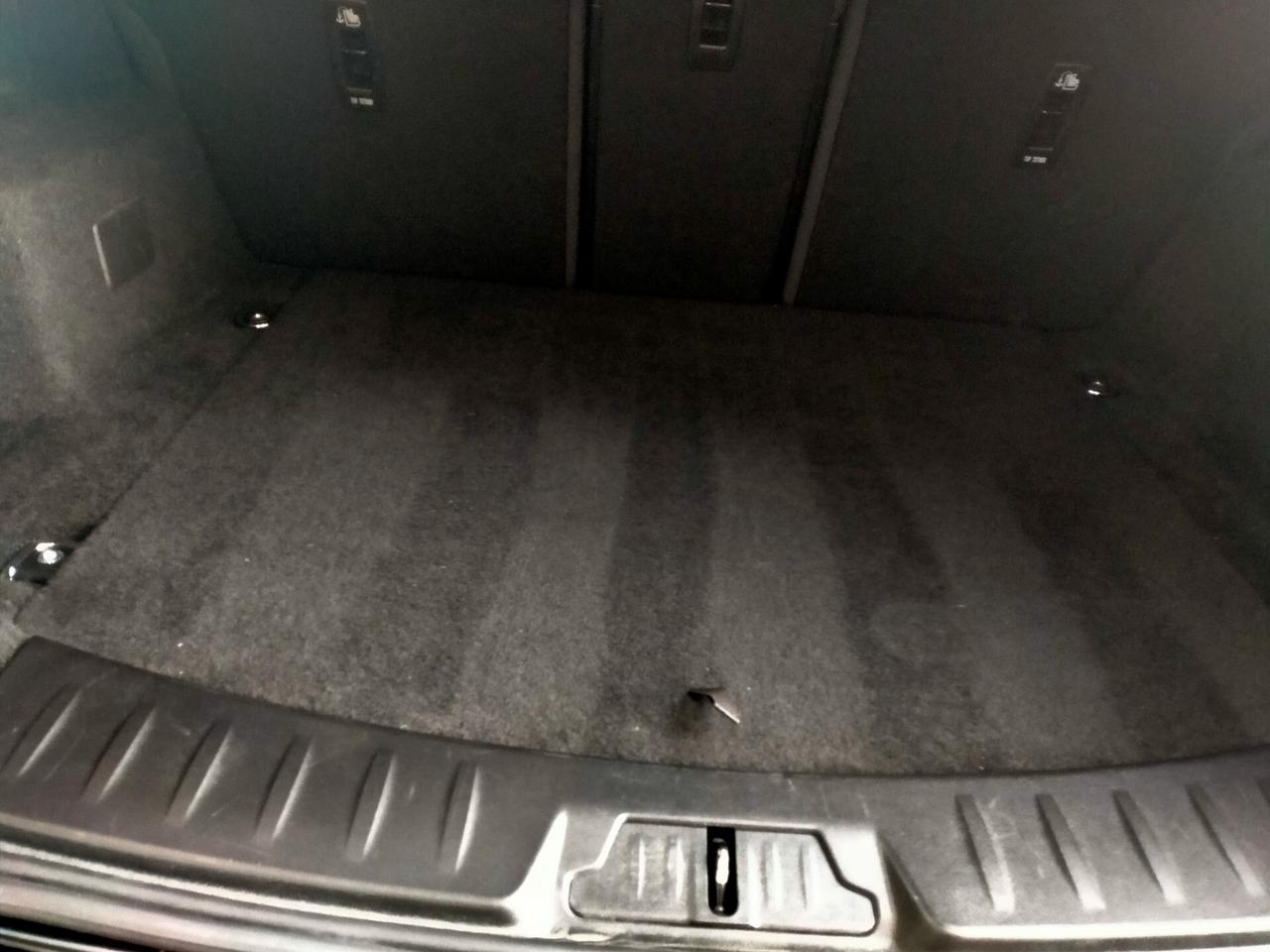 Jaguar E-Pace 20D MHEV AWD 204CV R-DYNAMIC BLACK DESIGN PACK LEGA20 LED PREMIUM