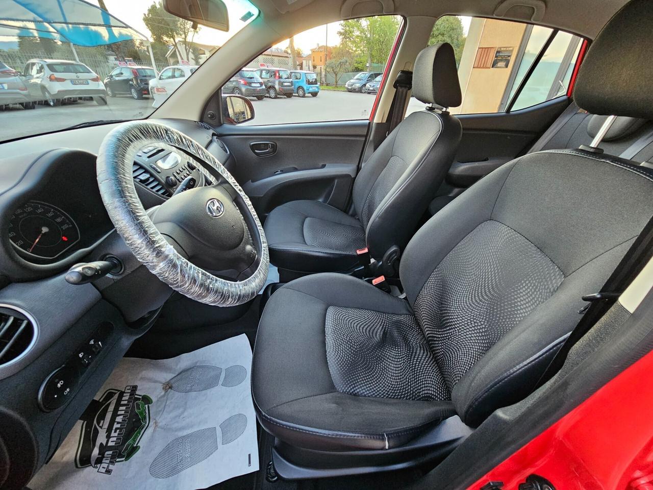 Hyundai i10 1.1 Benzina - Neopatentati