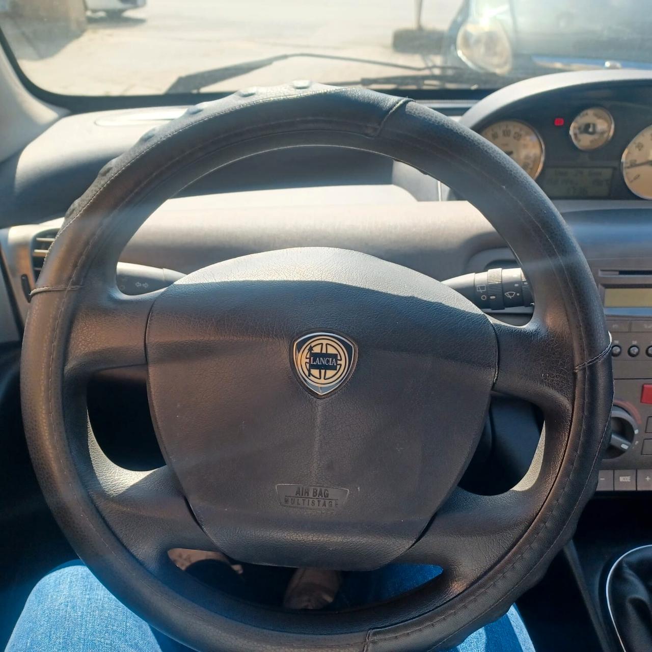 158.148KM YPSILON 1.2 NEOPATENTATI PIANTONE STERZO NUOVO