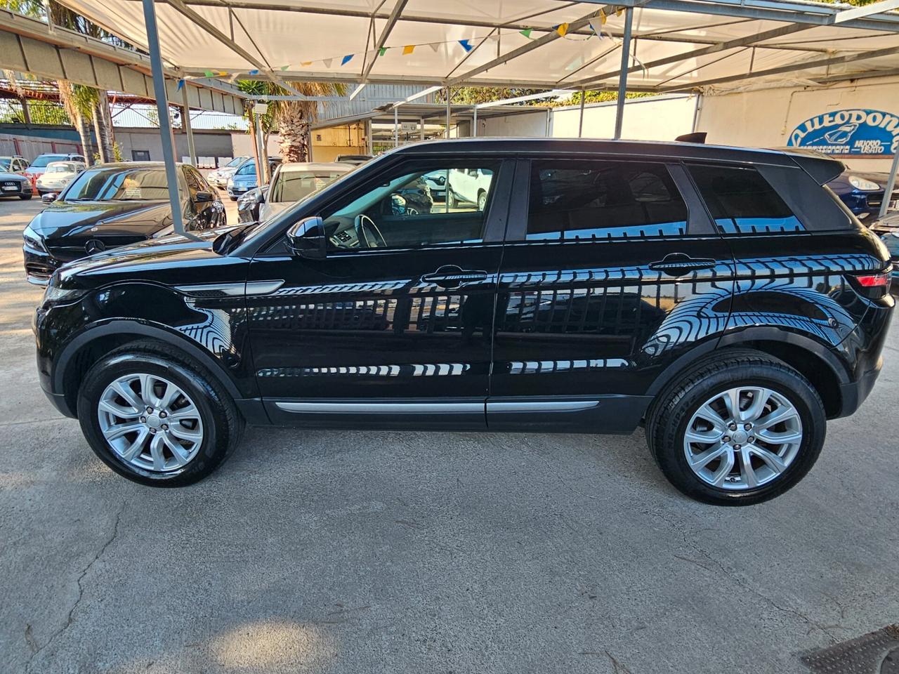 Land Rover Range Evoque 2.0 TD4 150 CV 5p. SE Dynamic