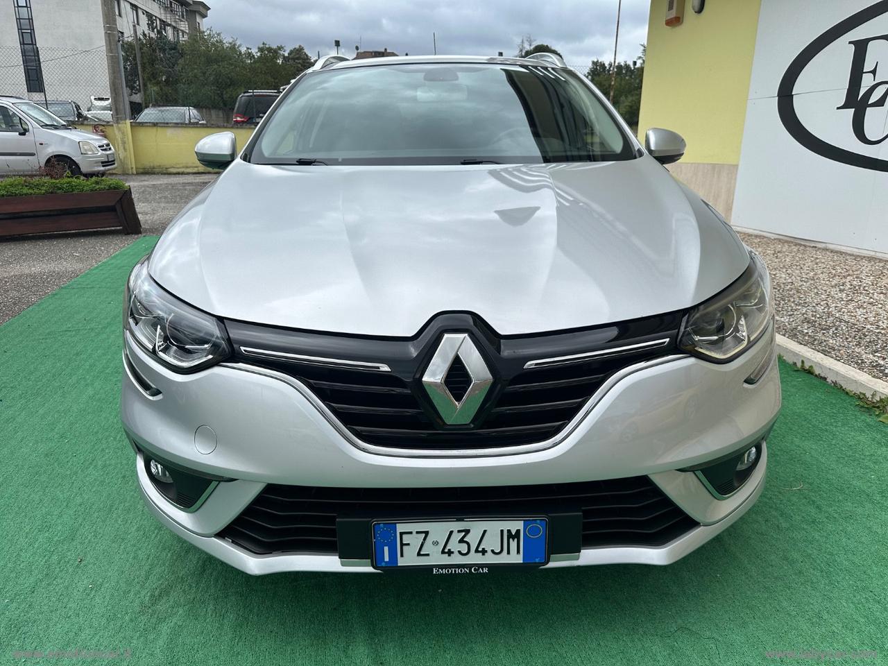 RENAULT Mégane Sporter Blue dCi 115CV EDC Bus. - 2019