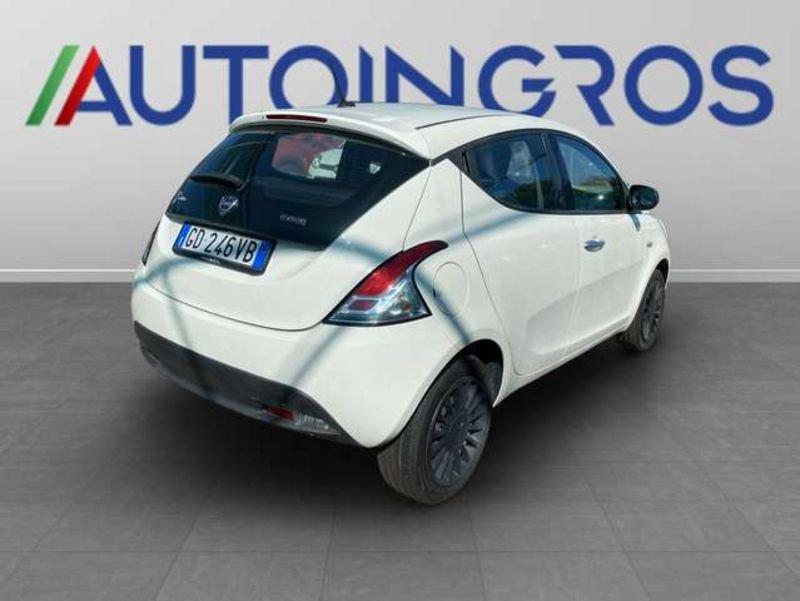 Lancia Ypsilon III 2021 1.0 firefly hybrid Silver s