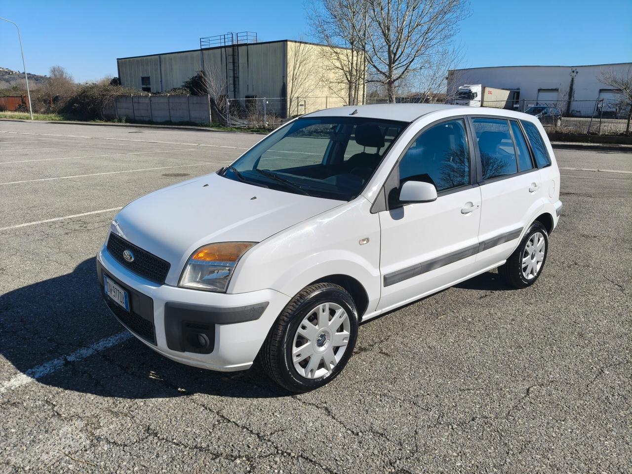 Ford Fusion 1.4 TDCi SOLAMENTE 106.000 km