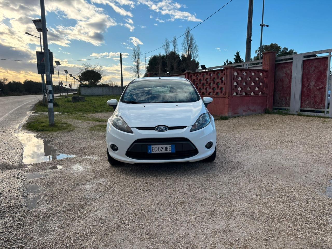 Ford Fiesta 1.4 5 porte Bz.- GPL OTTIME CONDIZIONI