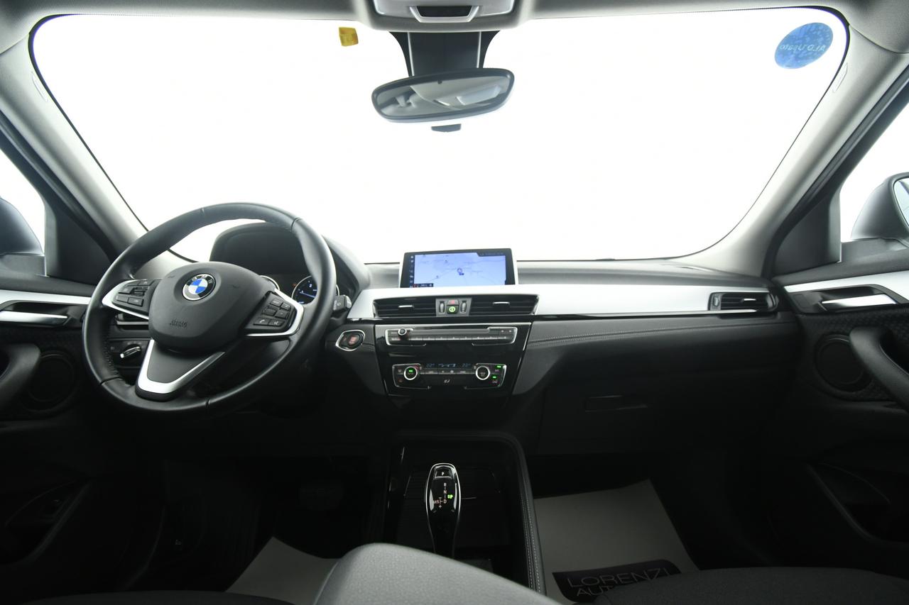 BMW X2 sdrive18d Business X auto CAMERA+BLUETOOTH+LED