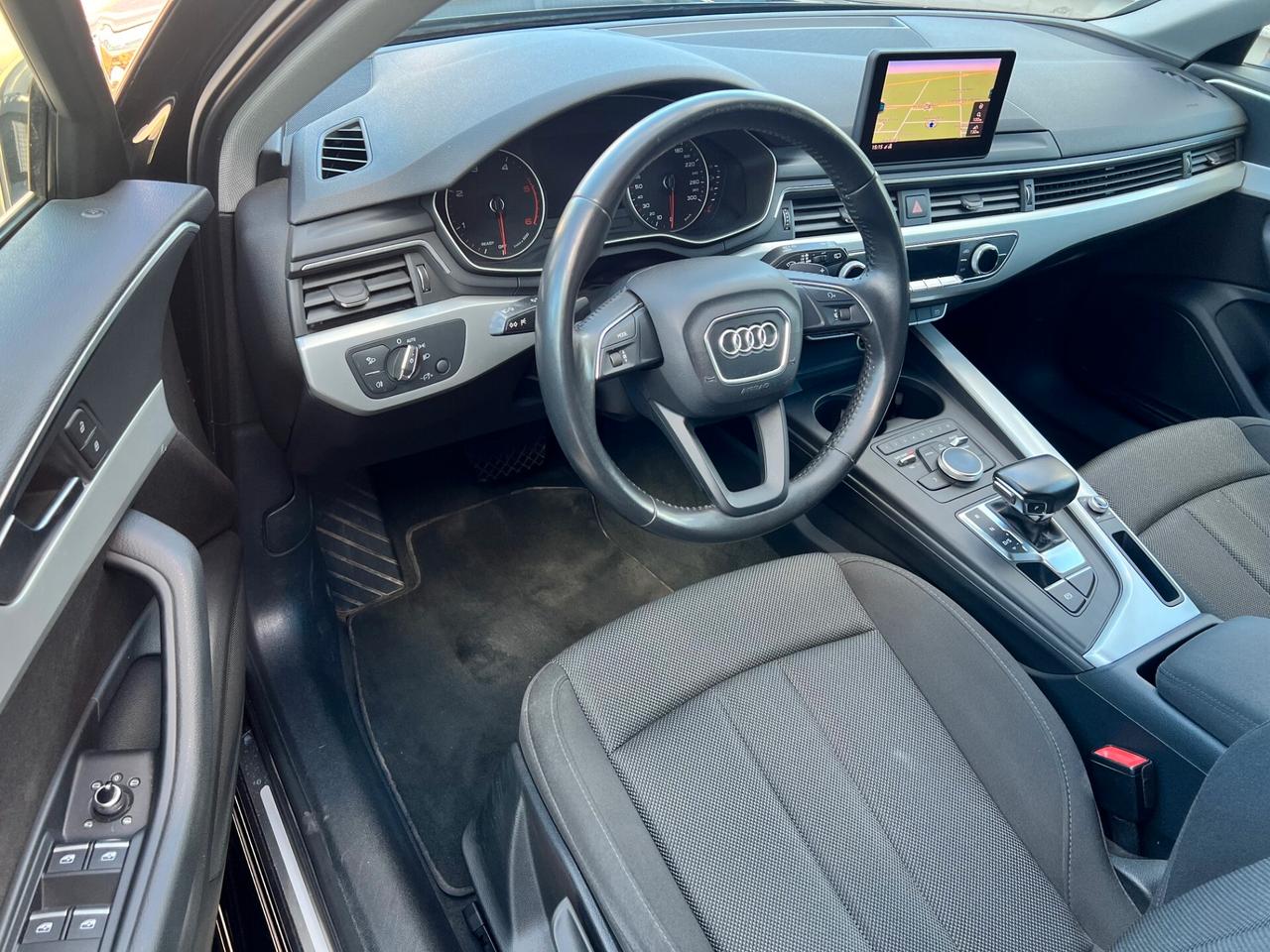 Audi A4 Avant 35 2.0 tdi 150cv Business s-tronic NAVI/LED