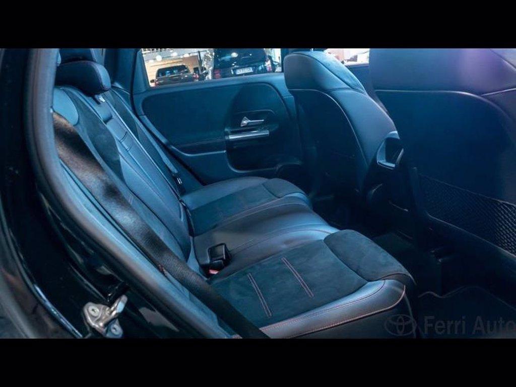 MERCEDES B 200 d premium auto del 2020