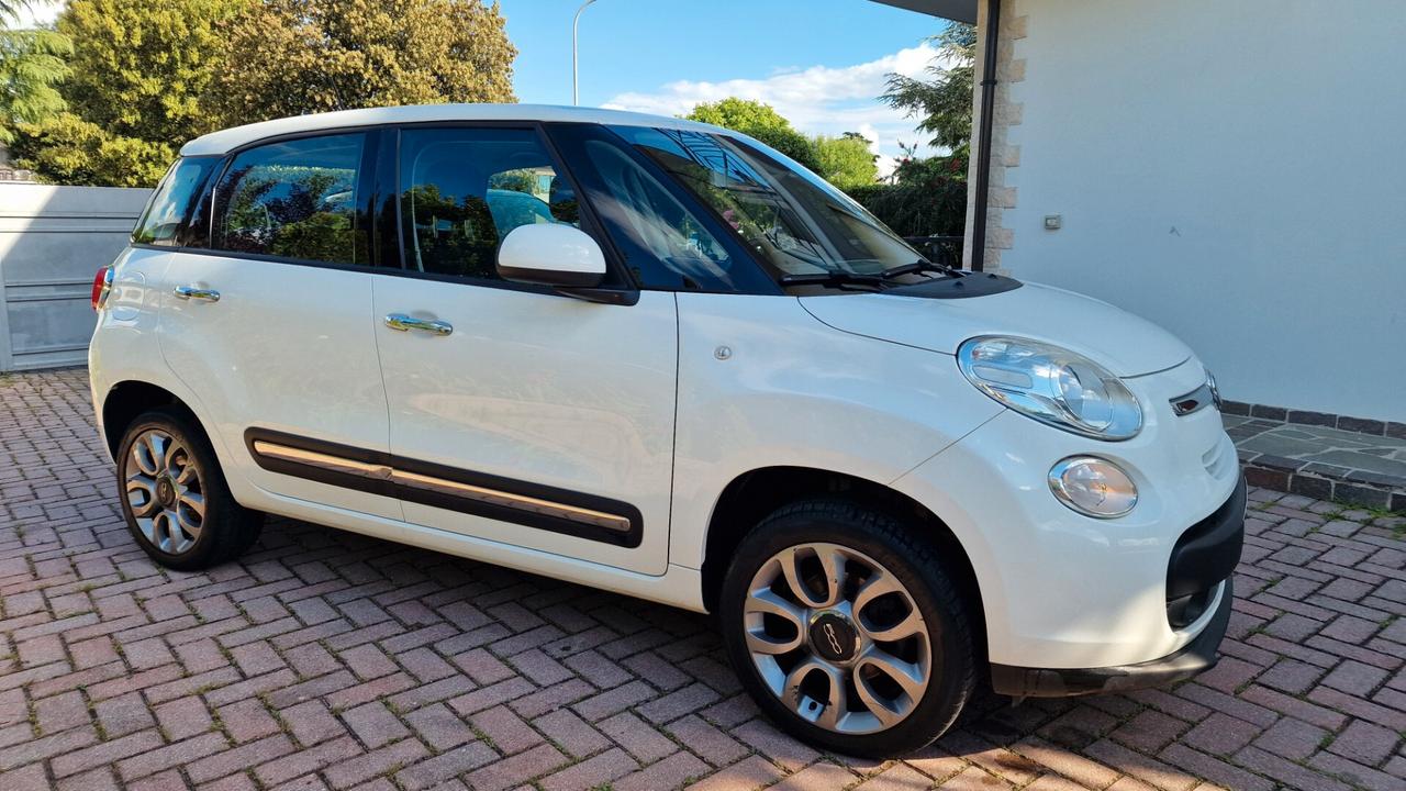 Fiat 500L 0.9 TwinAir Turbo Natural Power Lounge