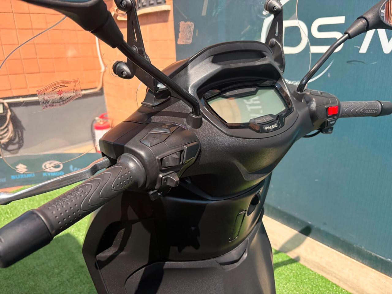 Piaggio Beverly 300 i.e. ABS SPORT GARANZIA PERMUTE 2023