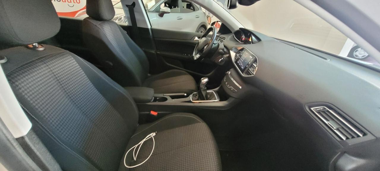 Peugeot 308 BlueHDi 100 SW Business PROMOZIONE