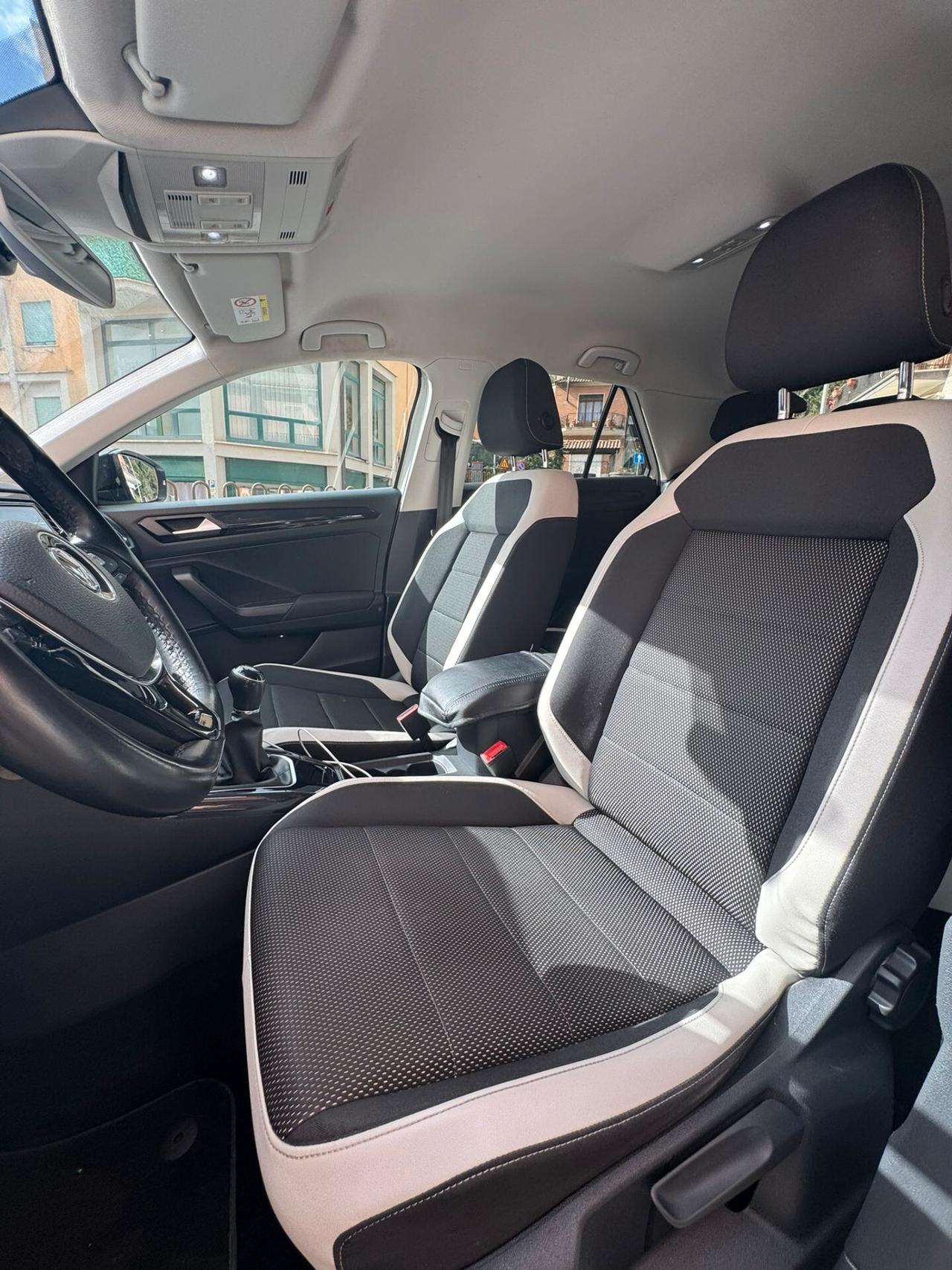 Volkswagen T-Roc 1.6 TDI SCR Advanced BlueMotion Technology, FULL, NO VINCOLI, BELLISSIMA