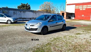 Renault Clio 1.2 16V 5 porte Le Iene