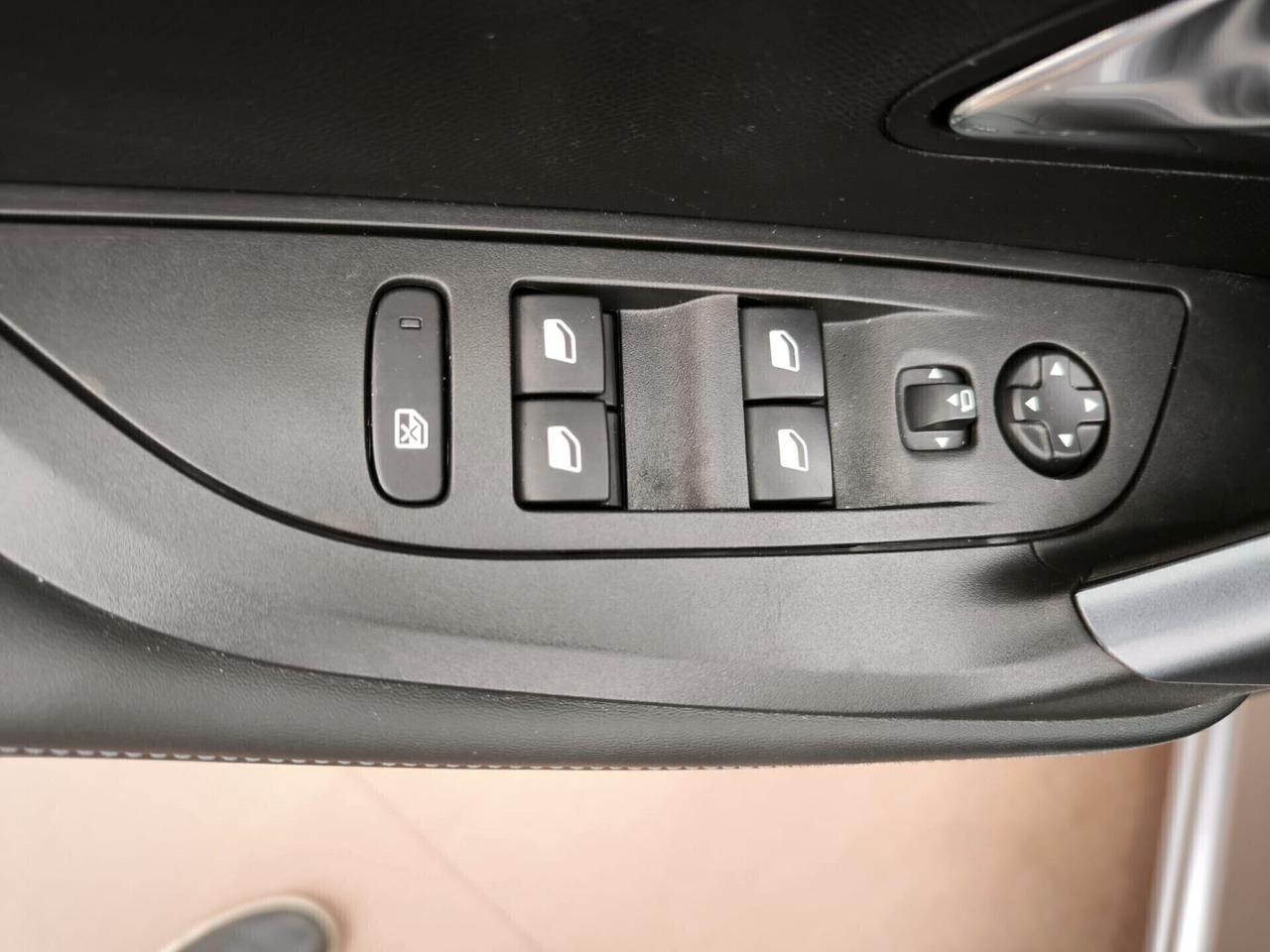 Peugeot 2008 PureTech Turbo 130 S&S Allure