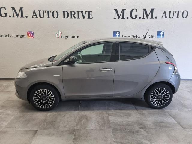 LANCIA Ypsilon 1.2 69 CV 5 porte S&S Platinum