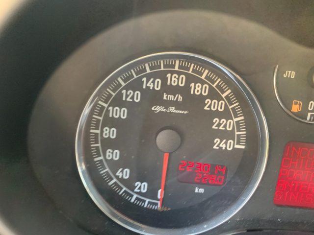ALFA ROMEO 147 1.9 JTD (120) 5 porte Distinctive