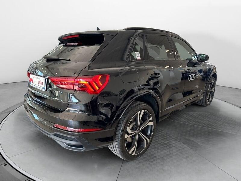 Audi Q3 Identity Black 45 TFSI e 245CV S-tronic