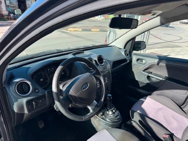 Ford Fiesta Fiesta+ 1.4 TDCi 5p.