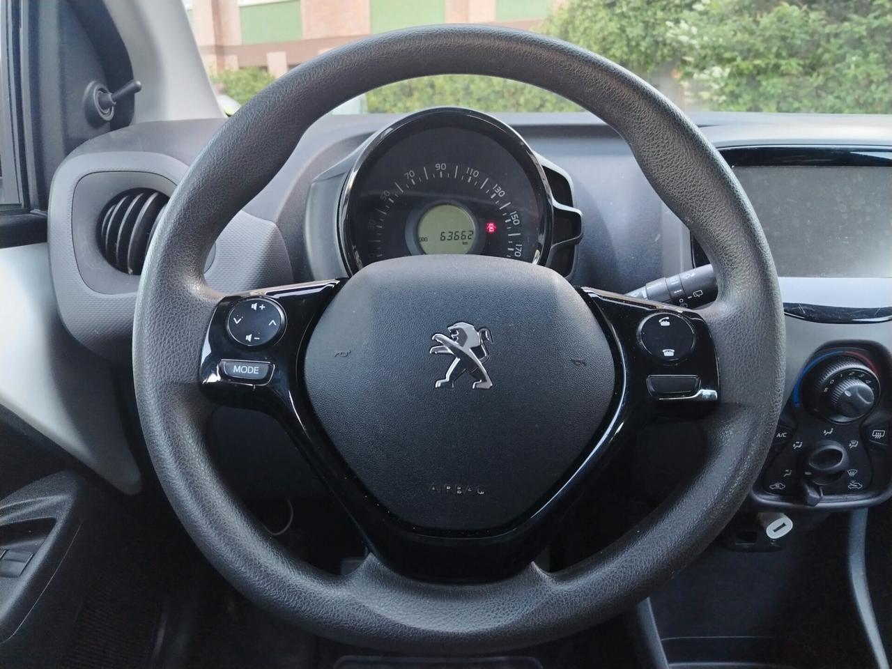 Peugeot 108 VTi 72 S&S 5 porte Allure TOP!