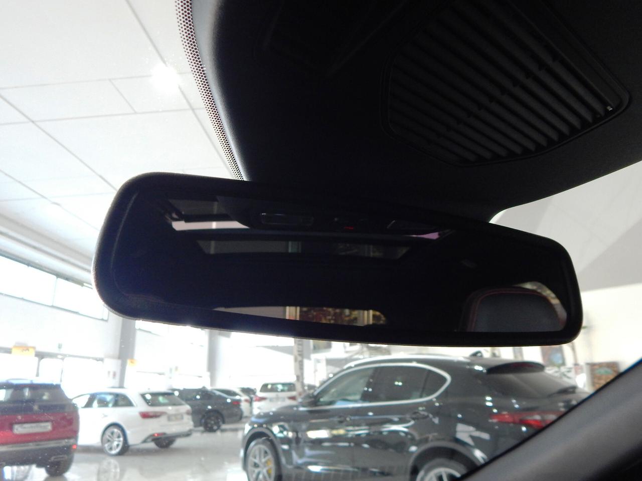 Ford Kuga 1.5 ecoblue ST-Line X 120cv Aut. TETTO-NAVI-PELLE