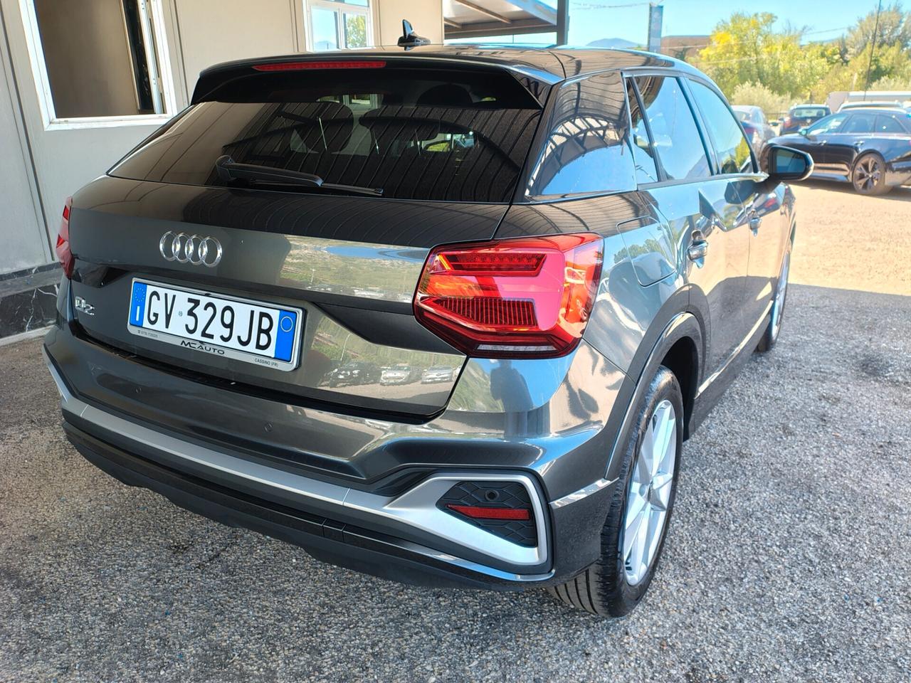 Audi Q2 35 TDI S tronic Identity Black