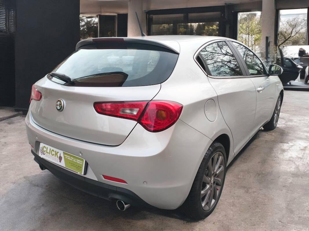 Alfa Romeo Giulietta Giulietta III 2012 - 2.0 jtdm Progression CL 140cv