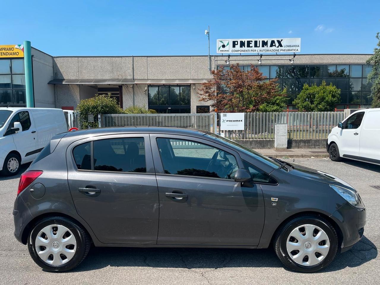 Opel Corsa 1.2 80CV 5 porte GPL-TECH **NEOPATENTATI**