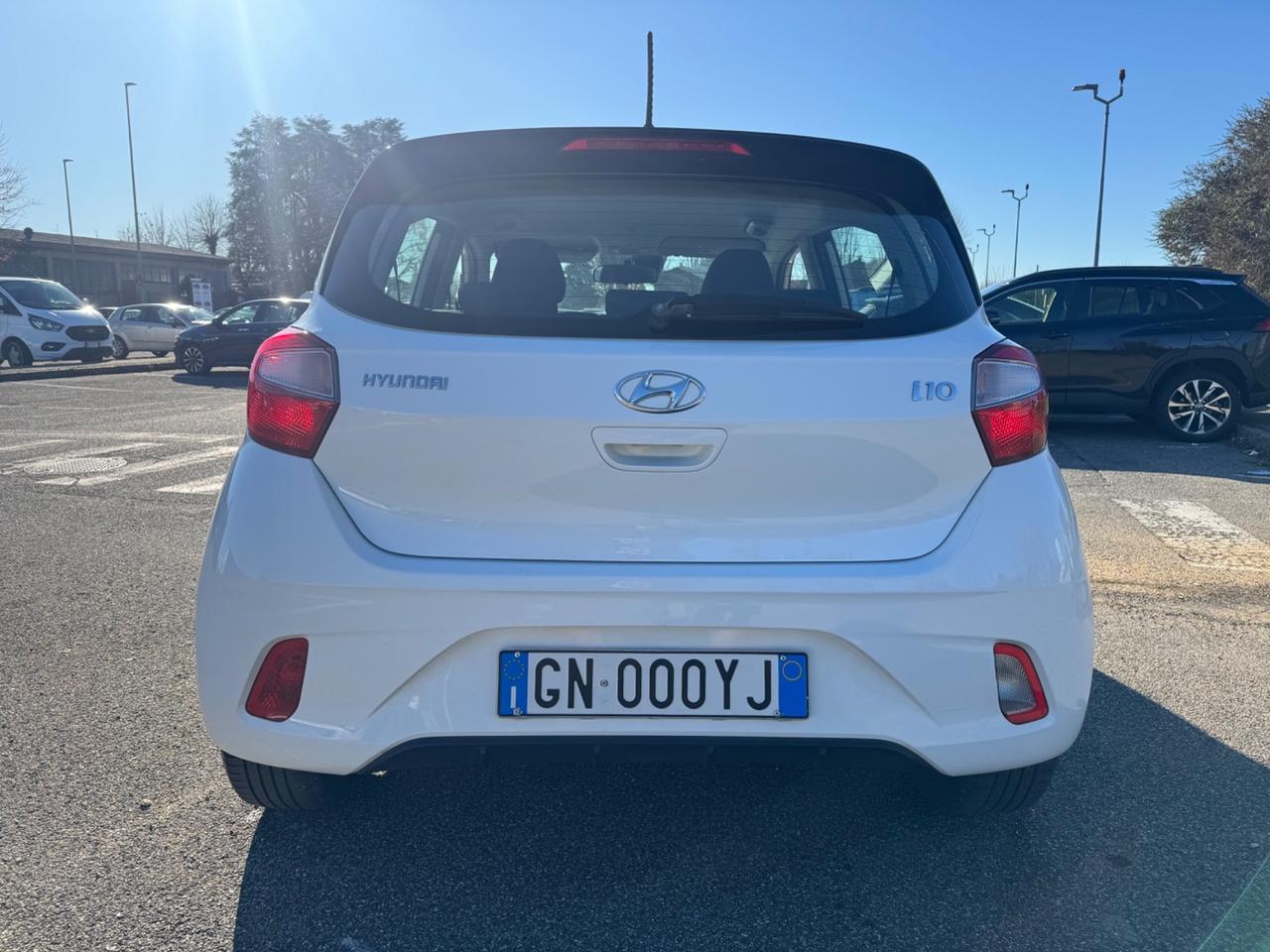 Hyundai i10 idonea ai neopatentati tagliandata