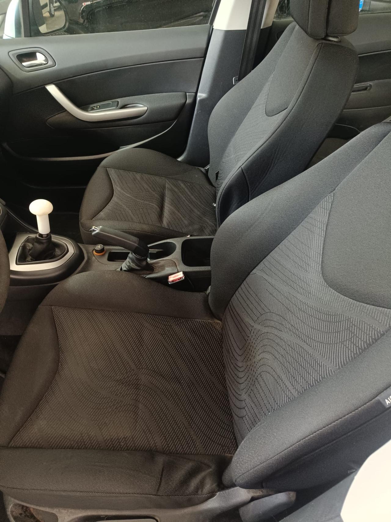 Peugeot 308 1.4 VTi 95CV 5p. Premium