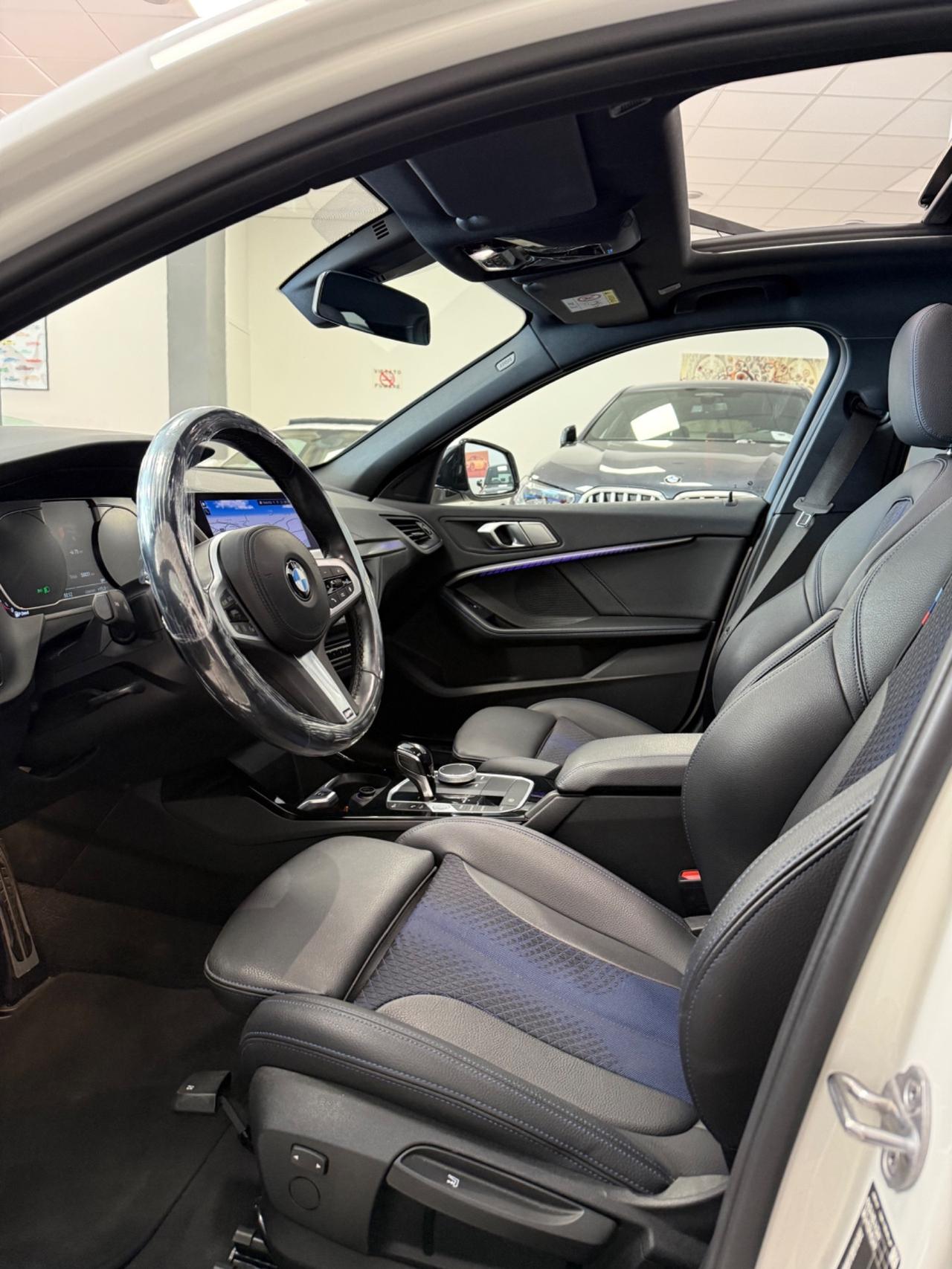 Bmw 116 116d 5p. Msport