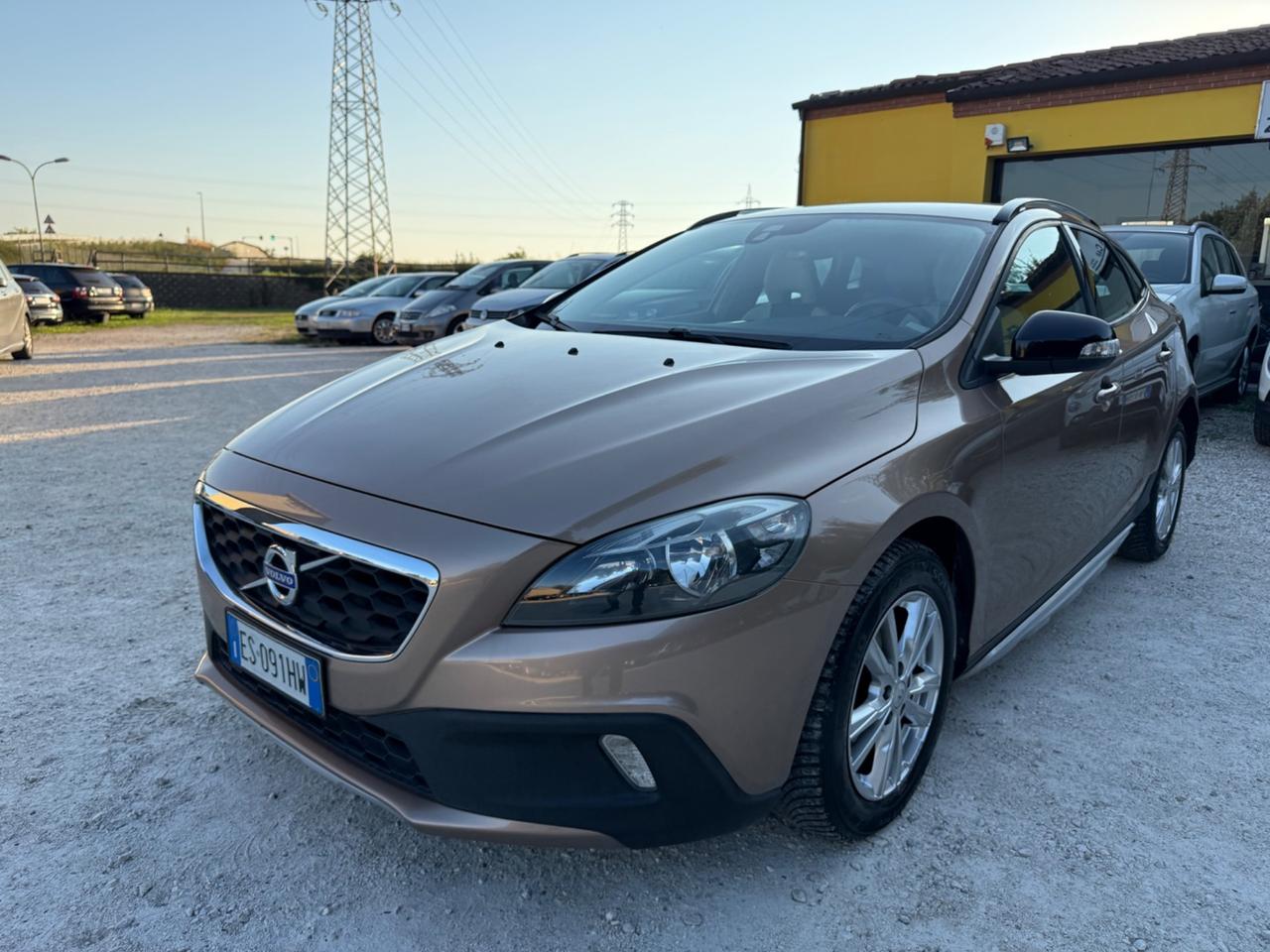 Volvo V40 Cross Country D2 1.6 Kinetic UNICO