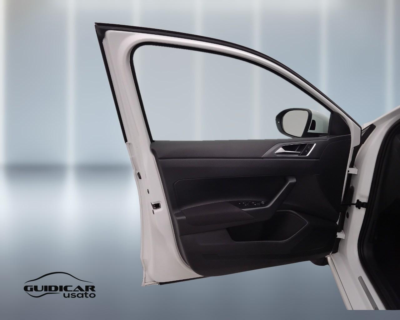VOLKSWAGEN Taigo - Taigo 1.0 tsi R-Line 110cv