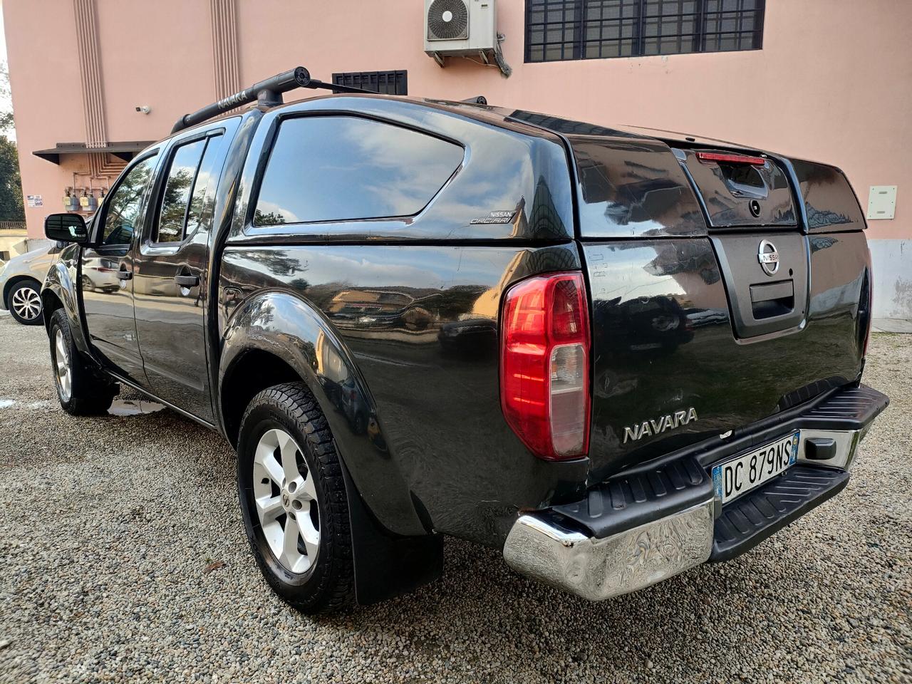 Nissan Navara 2.5 dCi 4p Double Cab LE