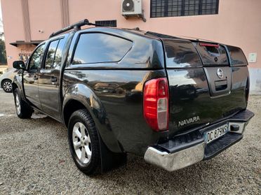 Nissan Navara 2.5 dCi 4p Double Cab LE