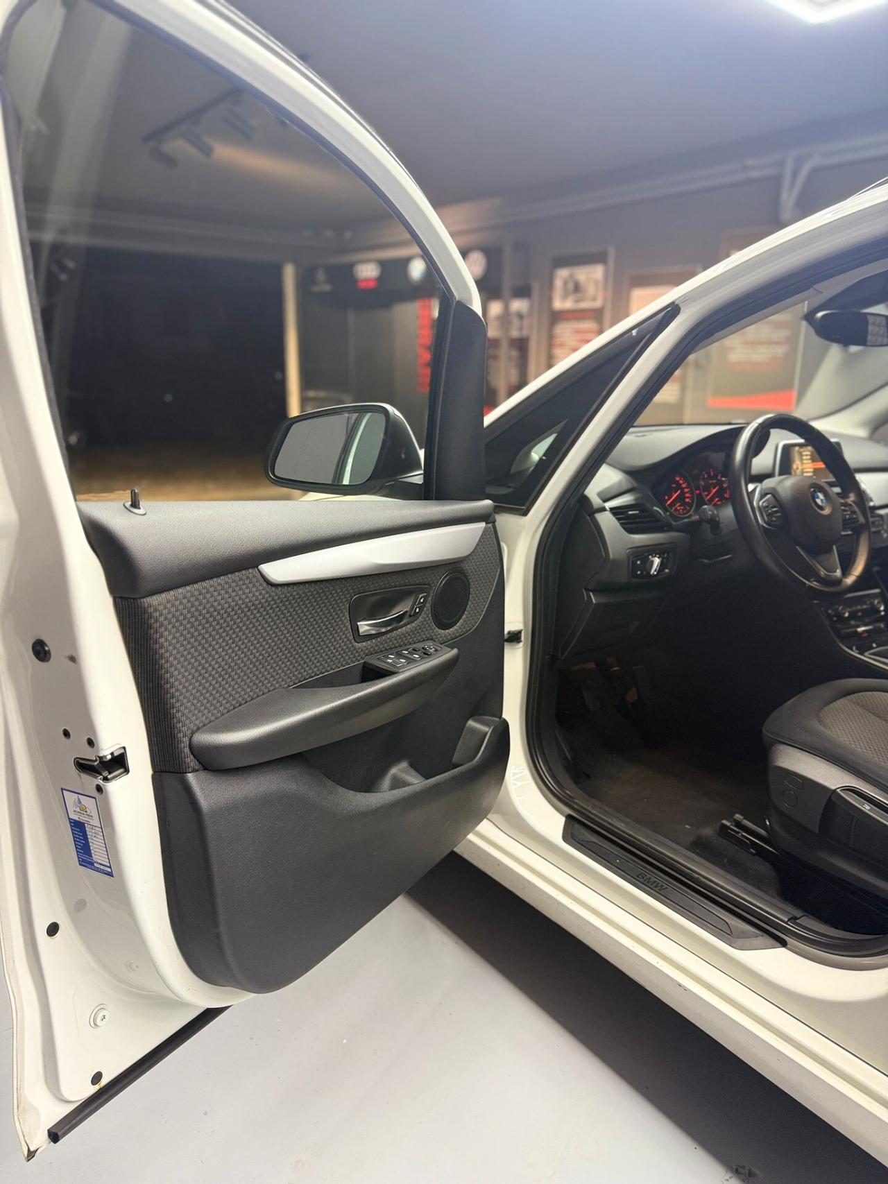 Bmw 216 216d Active Tourer Sport