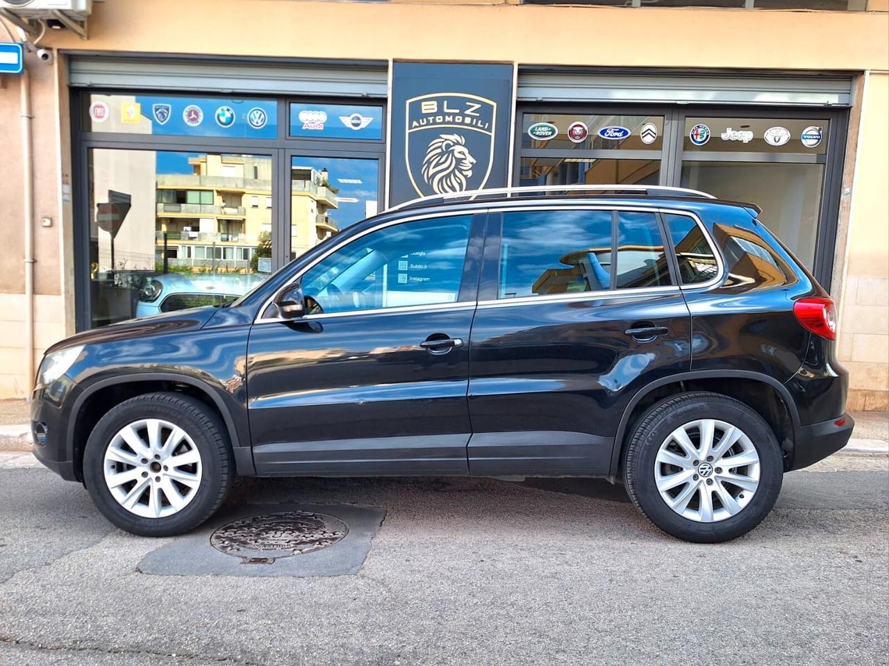 Volkswagen Tiguan 2.0 16V TDI DPF Sport & Style (18°)