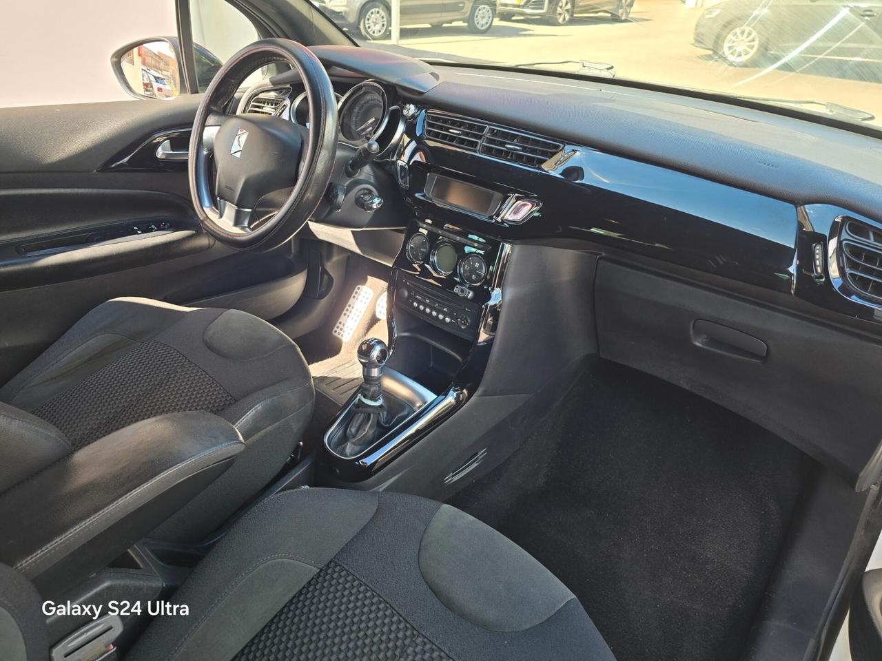 Ds DS3 3 1.6 e-HDi 90 airdream So Chic