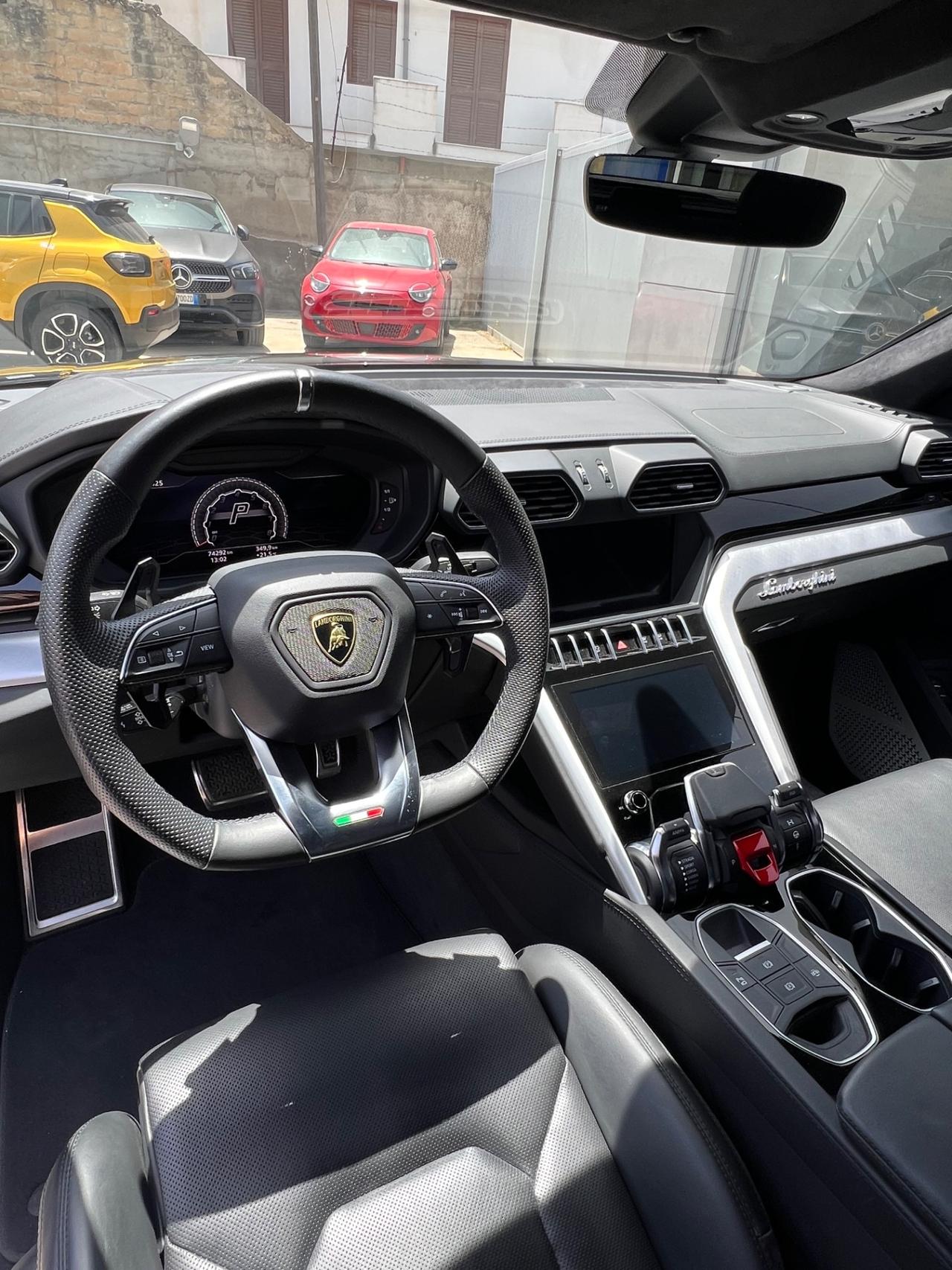 Lamborghini Urus 4.0 V8 auto possibilità noleggio no scoring