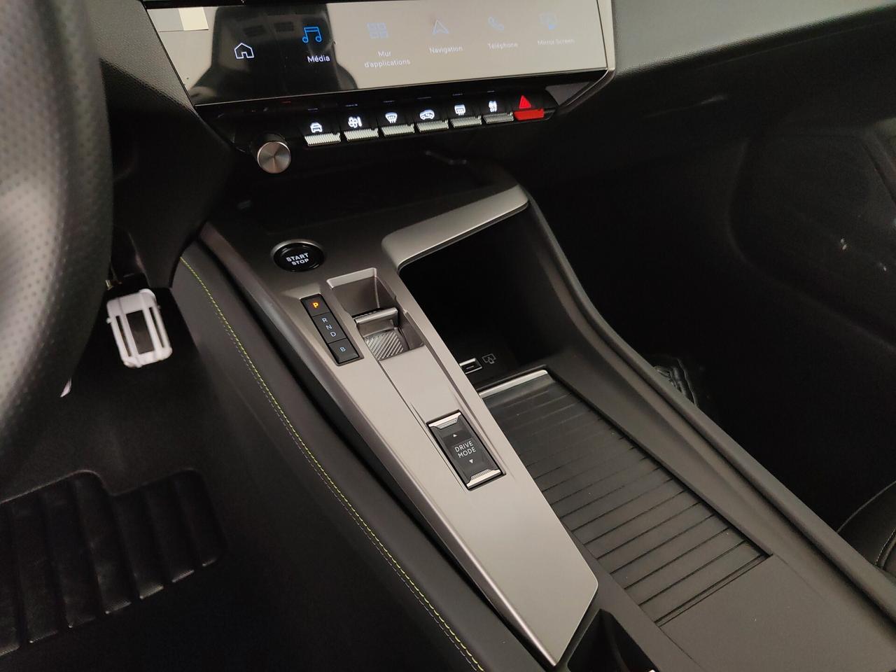 Peugeot 308 Plug-in Hybrid 195 e-DCS7 GT