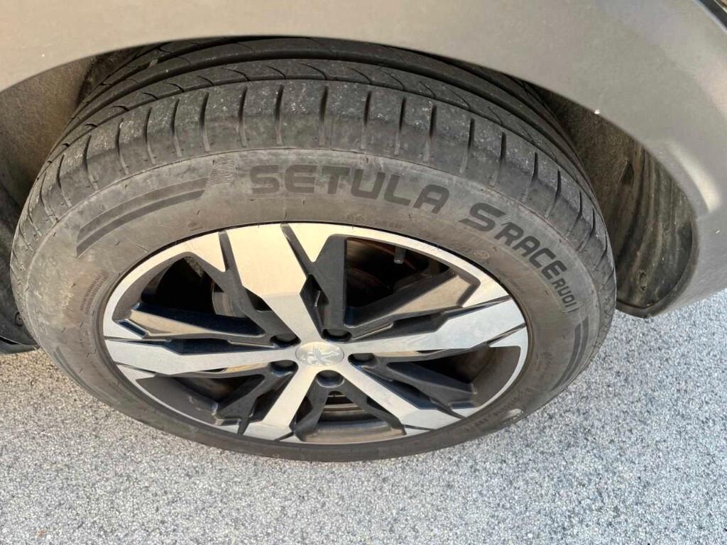 Peugeot 3008 BlueHDi 130 S&S EAT8 Allure Pack