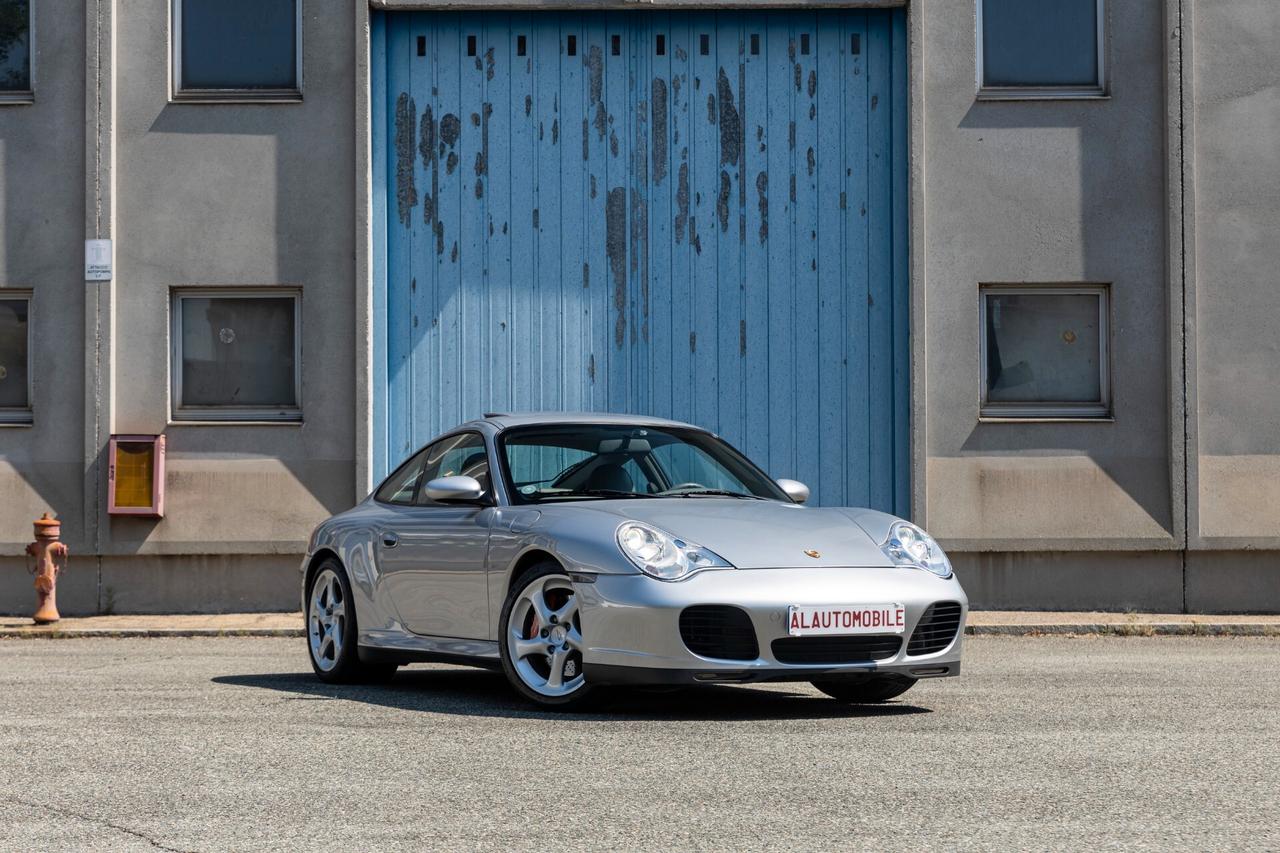 Porsche 911 Carrera 4S cat Coupé