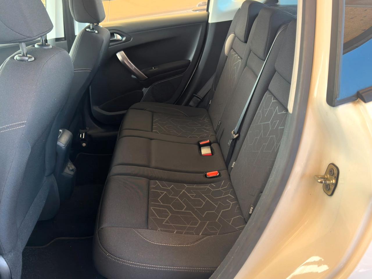 Peugeot 2008 1.4 HDi 68CV Active