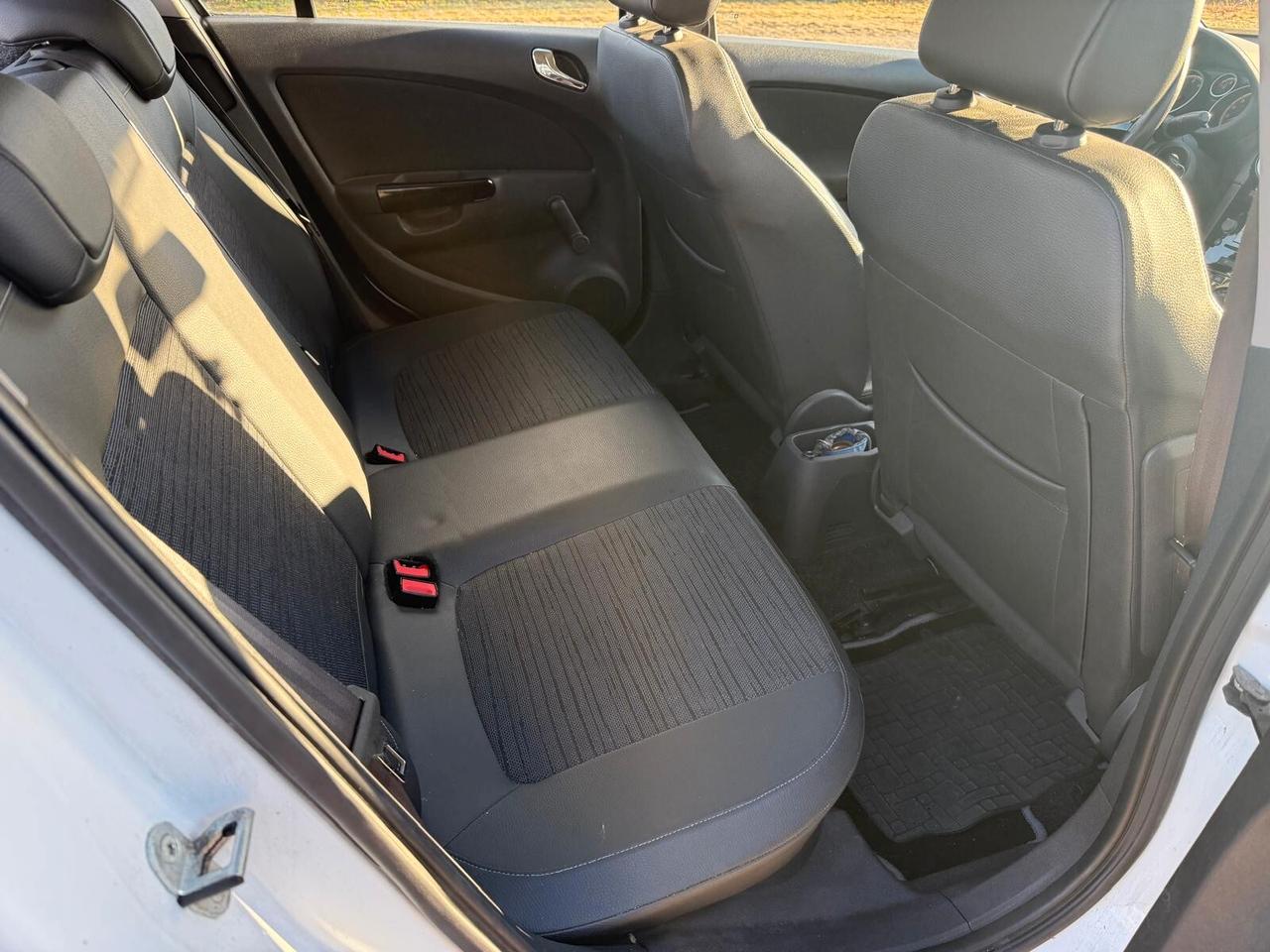 Opel Corsa 1.2 85CV 5 porte GPL-TECH Edition