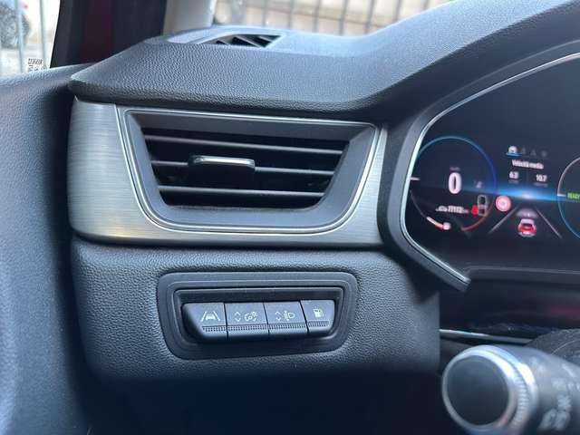 Renault Captur 1.6 E-Tech phev hybrid Initiale Paris 160cv auto