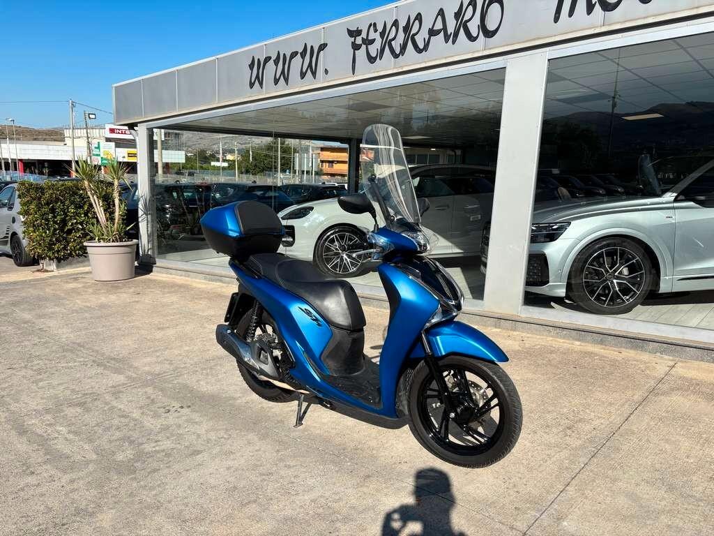Honda SH 125 2018 / KM 30.000 Tua a solo 19 Euro al mese