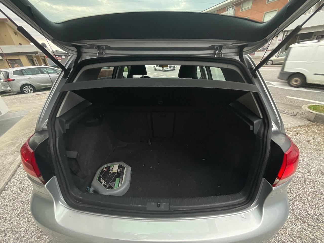 Volkswagen Golf 1.6 TDI DPF 5p. Comfortline