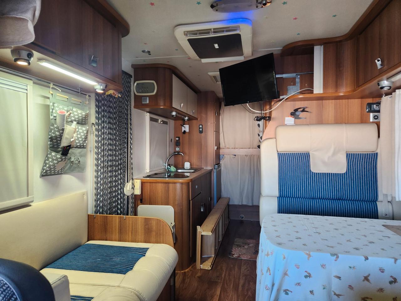 Renault RIMOR KATAMARANO 9 7 posti viaggio letto